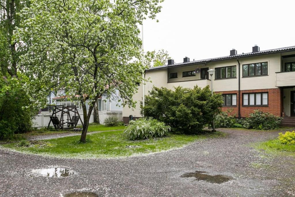 Apartmán Upea Remontoitu Huoneisto Naantalin Sydaemessae Exteriér fotografie